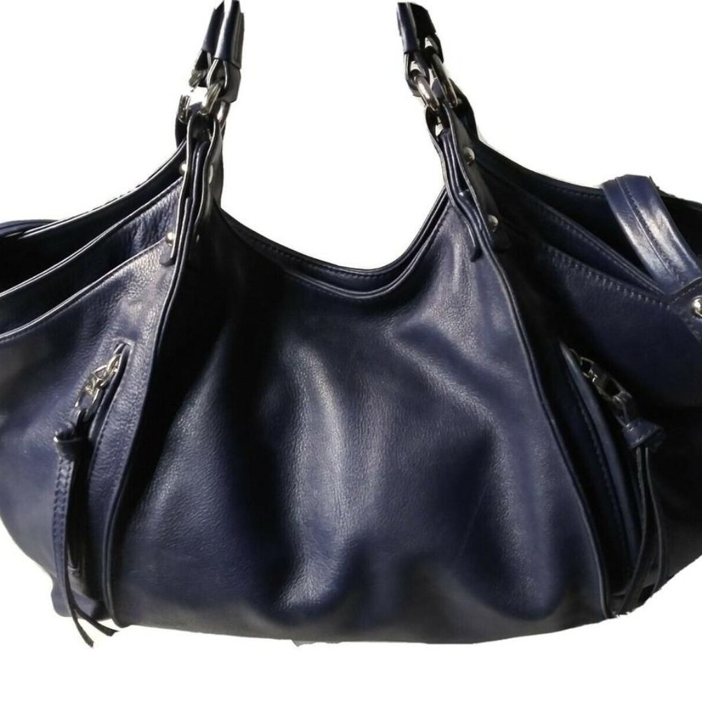 Meet your Posher,  JB